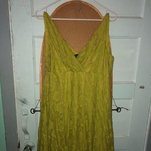 Green rosy summer dress